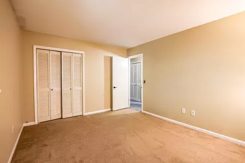 Bedroom - 128 Verde Dr, Paducah, KY 42003 photo 9 of 10