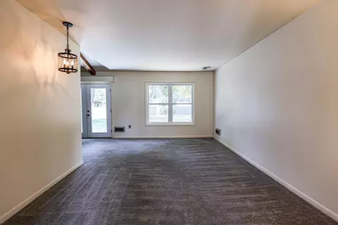 Living - 128 Verde Dr, Paducah, KY 42003 photo 1 of 13