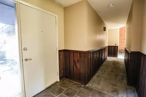 Entry Way - 128 Verde Dr, Paducah, KY 42003 photo 4 of 4