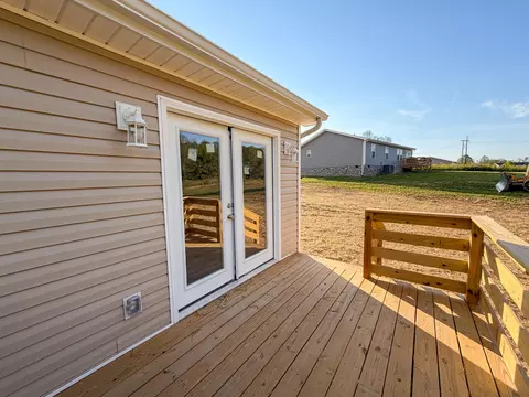 Exterior - 196 Devils Neck Rd, Corbin, KY 40701 photo 5 of 6