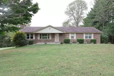428 Mountainview Dr, Mount Sterling, KY 40353