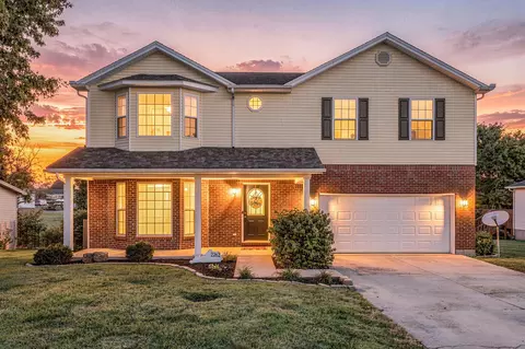 2262 Clearwater Dr, Lawrenceburg, KY 40342