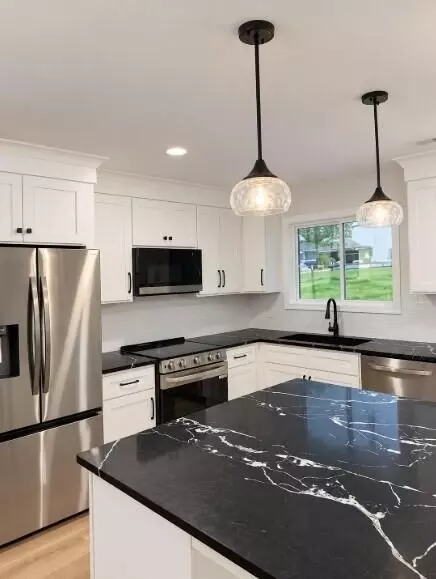 Kitchen - 111 Sheppard Ct, Georgetown, KY 40324 photo 2 of 9