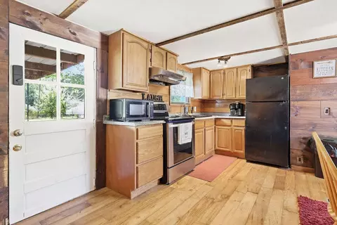 Kitchen - 93 105 Deerpath Trl, Murray, KY 42071 photo 4 of 4