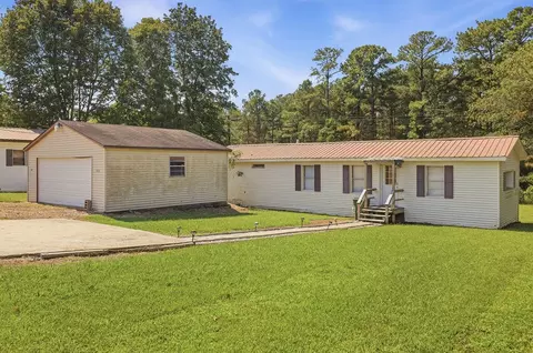 Exterior - 105 Deerpath Trl, Murray, KY 42071 photo 1 of 3