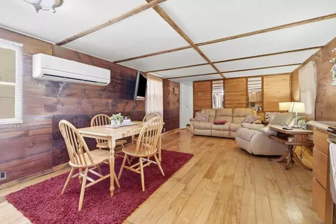 Dining - 93 Deerpath Trl, Murray, KY 42071 photo 2 of 3