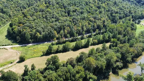 View/Area - 7292 Hode Rd, Warfield, KY 41267 photo 17 of 28