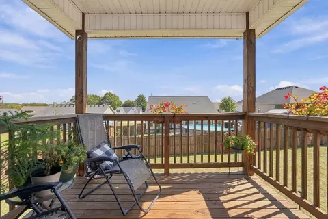 Exterior - 179 Fallow Cir, Georgetown, KY 40324 photo 5 of 10