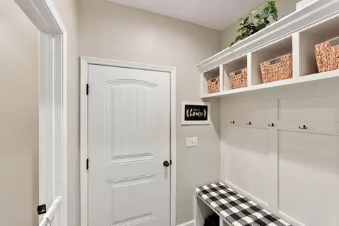 Entry Way - 179 Fallow Cir, Georgetown, KY 40324 photo 5 of 6