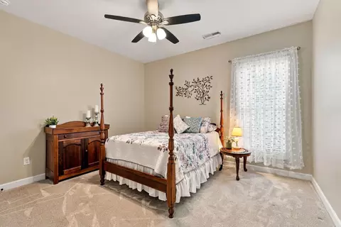 Bedroom - 179 Fallow Cir, Georgetown, KY 40324 photo 2 of 3