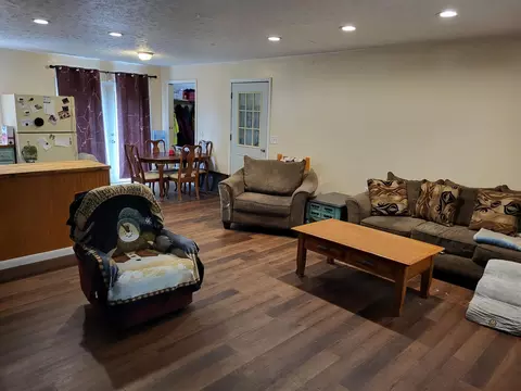 Living - 213 Ky-1232 Hwy, Gray, KY 40734 photo 6 of 8