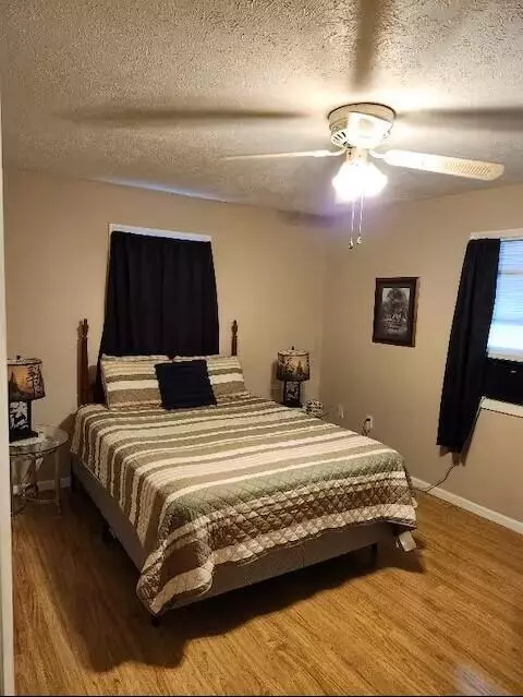 Bedroom - 213 Ky-1232 Hwy, Gray, KY 40734 photo 7 of 8