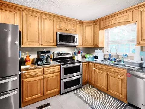Kitchen - 129 Stoney Brk, Van Lear, KY 41265 photo 1 of 1