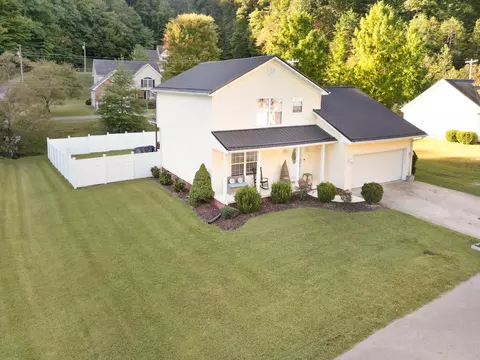 View/Area - 129 Stoney Brk, Van Lear, KY 41265 photo 1 of 2