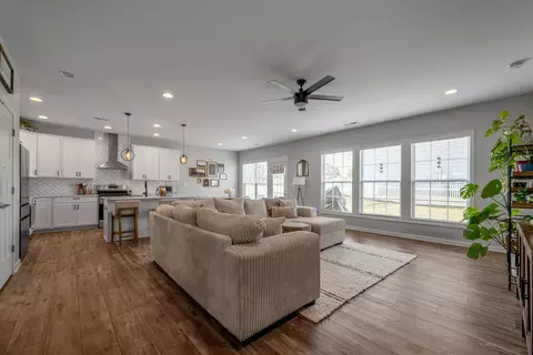 Living - 239 Redding Rd, Georgetown, KY 40324 photo 1 of 1