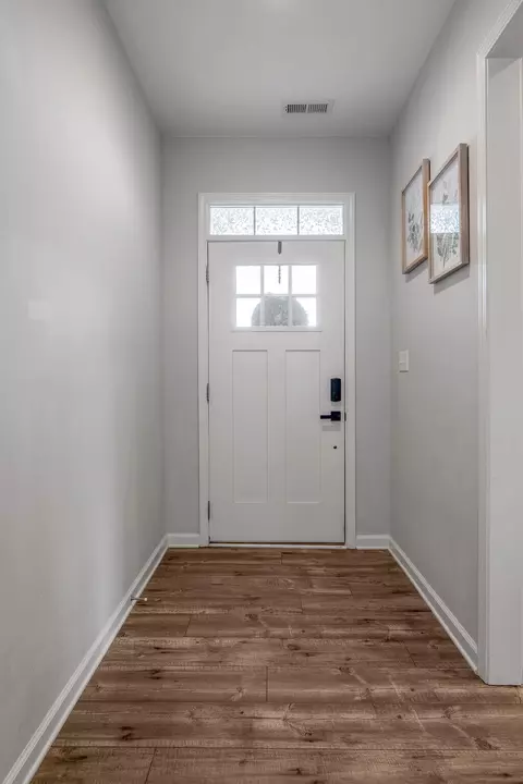 Entry Way - 239 Redding Rd, Georgetown, KY 40324 photo 2 of 4