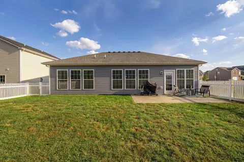 Exterior - 239 Redding Rd, Georgetown, KY 40324 photo 5 of 8
