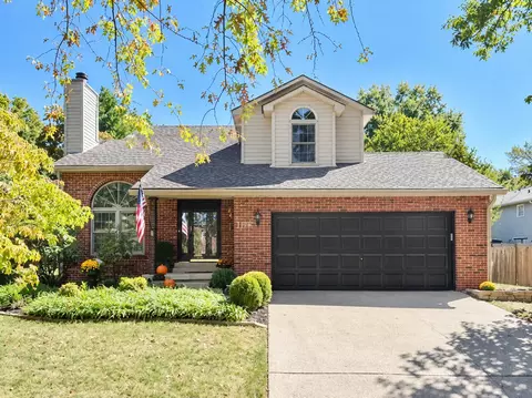1174 Rockbridge Rd, Lexington, KY 40515