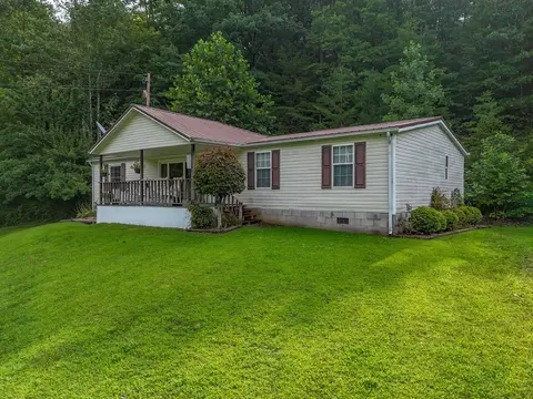 22825 Us 60, Olive Hill, KY 41164