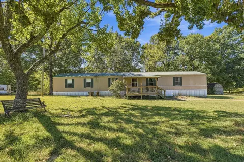 995 Jake Dukes Rd, Grand Rivers, KY 42045