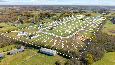 117 Maple Lawn Cir, Nicholasville, KY 40356