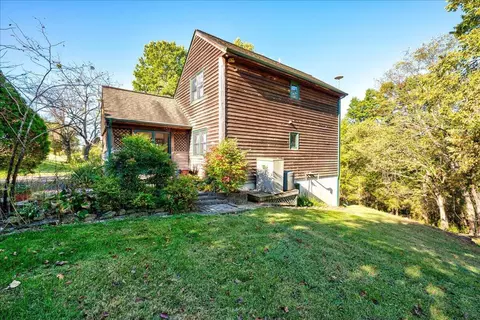 2797 Lucas Ln, Frankfort, KY 40601