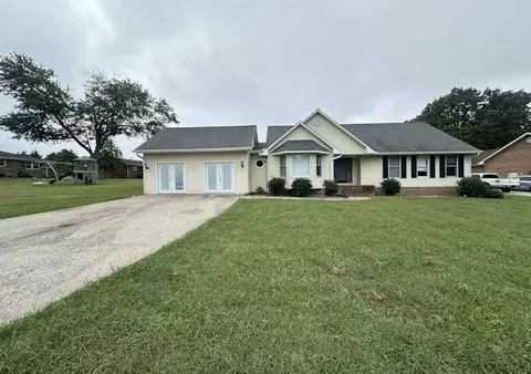 509 Pine St, Eddyville, KY 42038