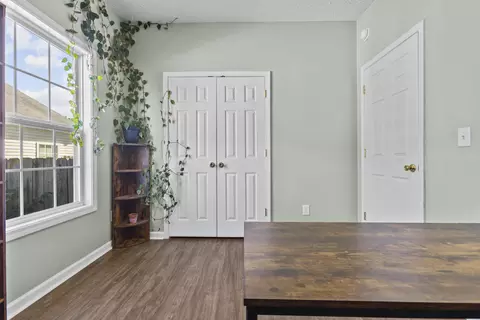 Entry Way - 107 Pickett Ln, Georgetown, KY 40324 photo 3 of 3