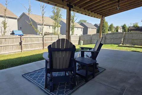 Exterior - 105 Stephen Dr, Georgetown, KY 40324 photo 3 of 4