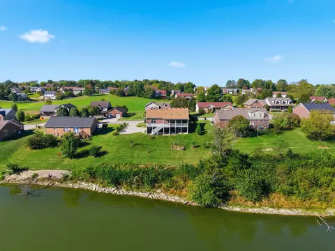 View/Area - 178 General Cleburne Dr, Richmond, KY 40475 photo 8 of 11