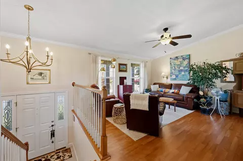 Entry Way - 178 General Cleburne Dr, Richmond, KY 40475 photo 1 of 4