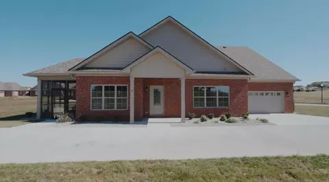 47 Maddie Ln, Mount Sterling, KY 40353