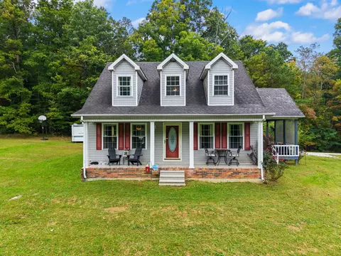 108 Berryman Rd, Frenchburg, KY 40322