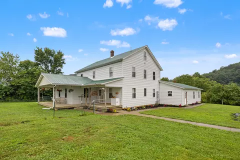 501 Pigeon Forge Rd, Owingsville, KY 40360