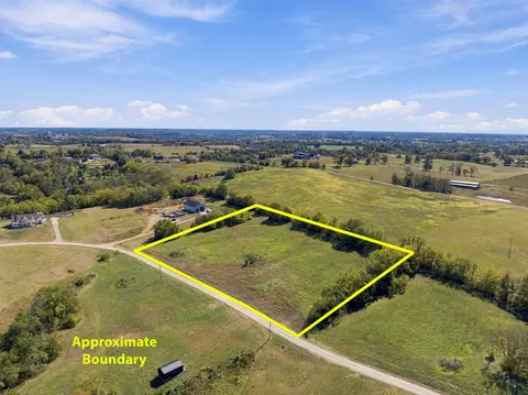 489 Mill Creek Meadows Dr, Cynthiana, KY 41031