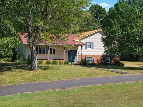 155 Christopher Dr, Fredonia, KY 42411