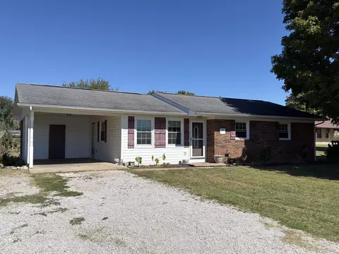 92 Mercer Dr, Monticello, KY 42633