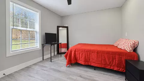 Bedroom - 21 Malibu Dr, Corbin, KY 40701 photo 5 of 7