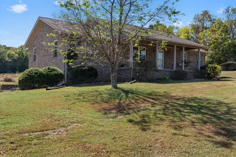 2119 Pope Rd, Scottsville, KY 42164