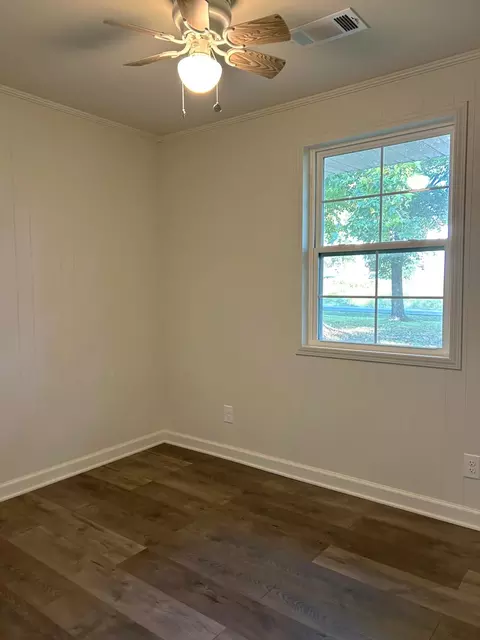 Bedroom - 101 Gilbert St, Hazel, KY 42049 photo 1 of 2