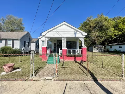 1239 Harrison St, Paducah, KY 42001