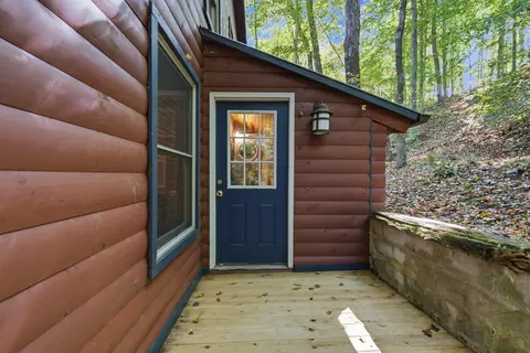 Exterior - 2 Diamond Dr, Stanton, KY 40380 photo 17 of 20