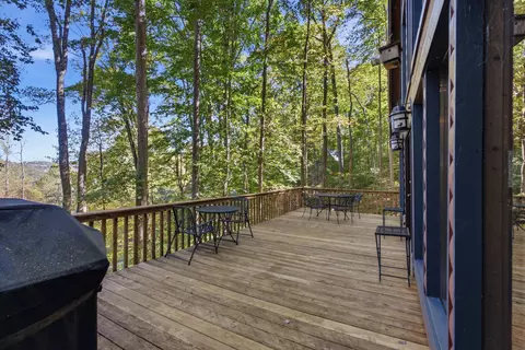 Exterior - 2 Diamond Dr, Stanton, KY 40380 photo 4 of 20
