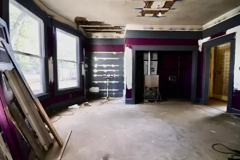 Living - 3108 Madison St, Paducah, KY 42001 photo 2 of 3