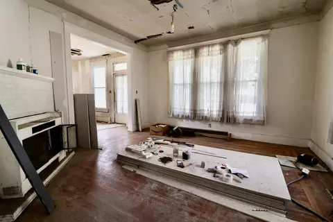 Living - 3108 Madison St, Paducah, KY 42001 photo 1 of 3