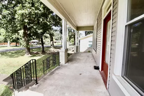 Exterior - 3108 Madison St, Paducah, KY 42001 photo 3 of 11