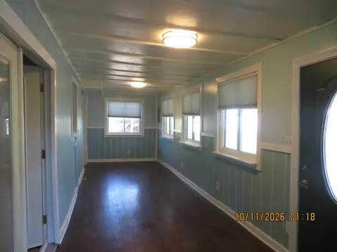 Entry Way - 1332 Batts Rd, Wickliffe, KY 42087 photo 1 of 4