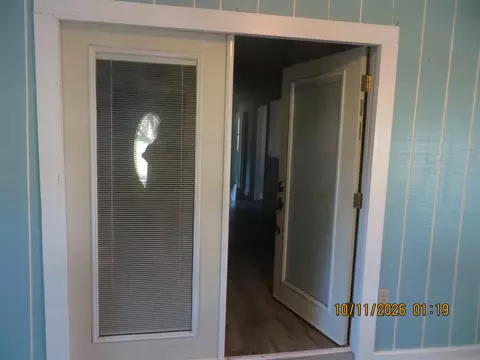 Entry Way - 1332 Batts Rd, Wickliffe, KY 42087 photo 2 of 4