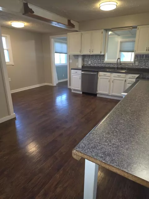Kitchen - 1332 Batts Rd, Wickliffe, KY 42087 photo 4 of 4