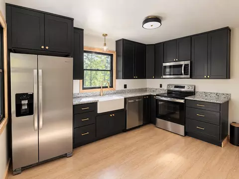 Kitchen - 68 Star Gap Rd, Stanton, KY 40380 photo 1 of 3